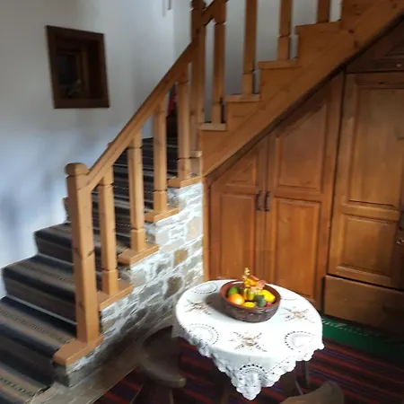 Guest house тодорината къща 3*