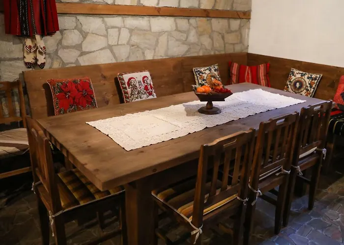 тодорината къща Guest house Leshten