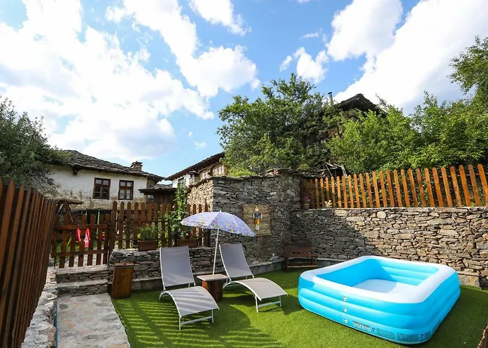 Guest house тодорината къща